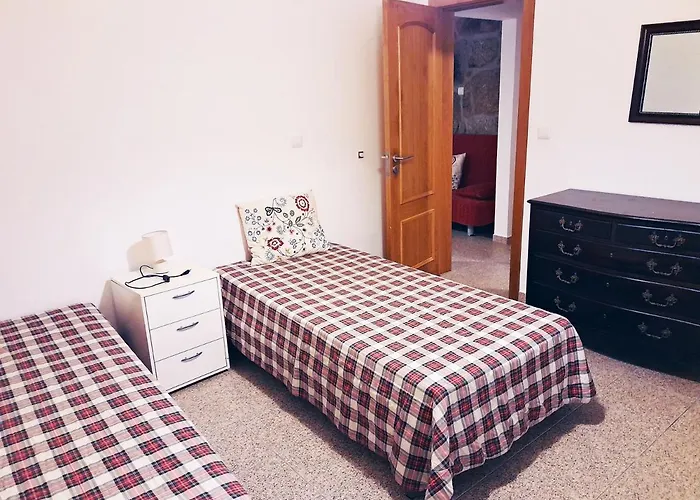 Casa Aveleiras - Satao Vila de Igreja