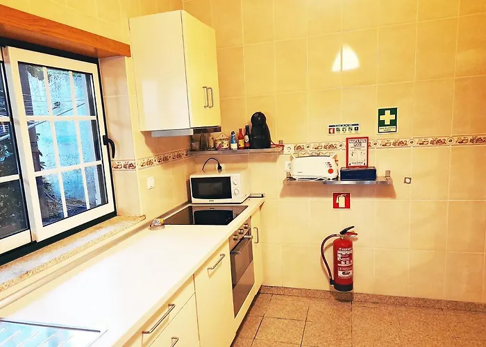 Casa Aveleiras - Satao Vila de Igreja